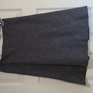 Ann Taylor Loft wool-blend tweed black/white A-line skirt. Wool blend. Size 6.